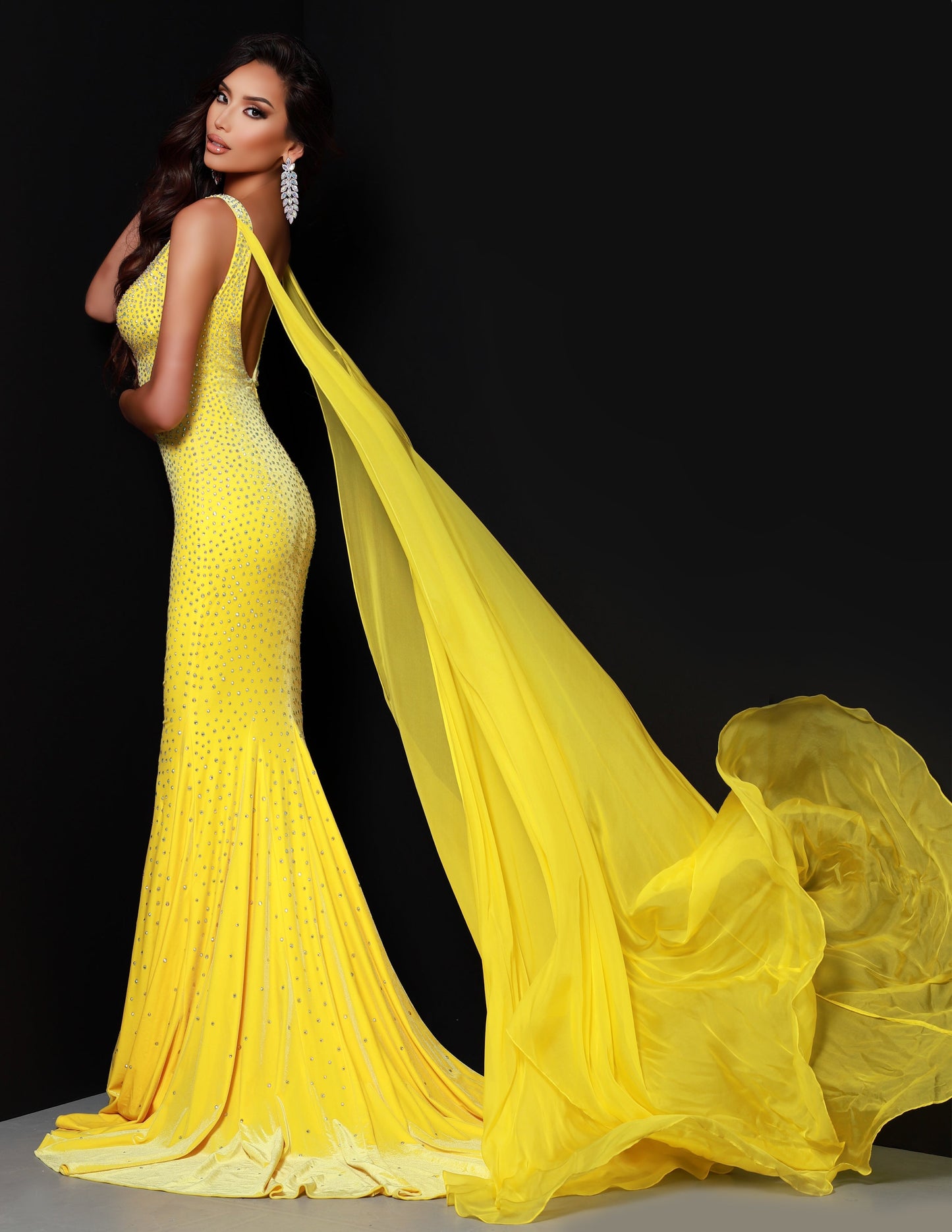 Johnathan Kayne 2308 size 4 Yellow Prom Dress V Neckline Embellished Velvet Long Train