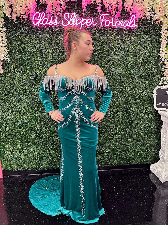 Johnathan Kayne 2708 Size 6 Teal Long Velvet Crystal Fringe Tassel Off the Shoulder Pageant Gown Prom Dress