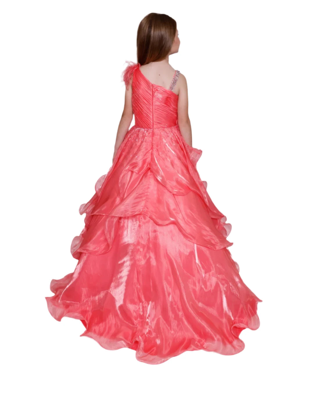 Expertly crafted for your little pageant princess, the Ava Presley Girls 39887 Long Shimmer Layer Pageant Dress is adorned with elegant feathers and crystal accents. Its one shoulder design adds a touch of sophistication to this stunning gown. She'll shine on stage with confidence and grace.