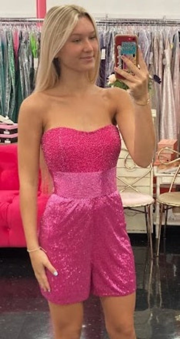 Ashley Lauren 4493 short Liquid Beaded Strapless Romper Pageant Fun Fashion sweetheart neckline illusion belt  Size: 4  Color: Fuchsia