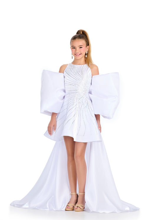 Introducing the Ashley Lauren Kids 8321 Oversize Bow Overskirt Pageant Accessory off the Shoulder Cape - the perfect addition to any pageant ensemble. The oversized bow and off the shoulder design add a touch of elegance and modernity to any outfit. Feel confident and glamorous on stage with this versatile accessory.&nbsp; Transform any outfit into a statement piece with this enchanting bow overskirt. This overskirt adds the perfect amount of glamour to any ASHLEYlauren cocktail dress, jumpsuit or dress.

B