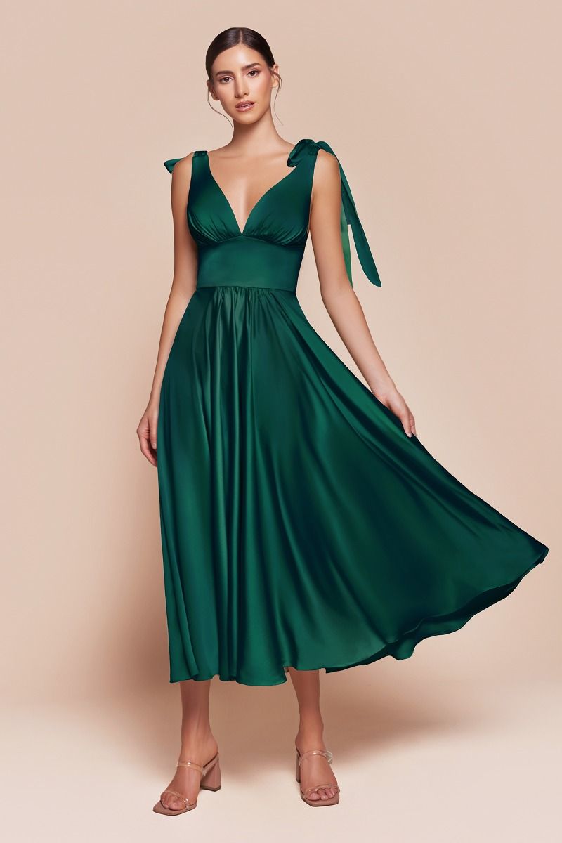 Ladivine-7499_emerald_bridesmaids-dress-front